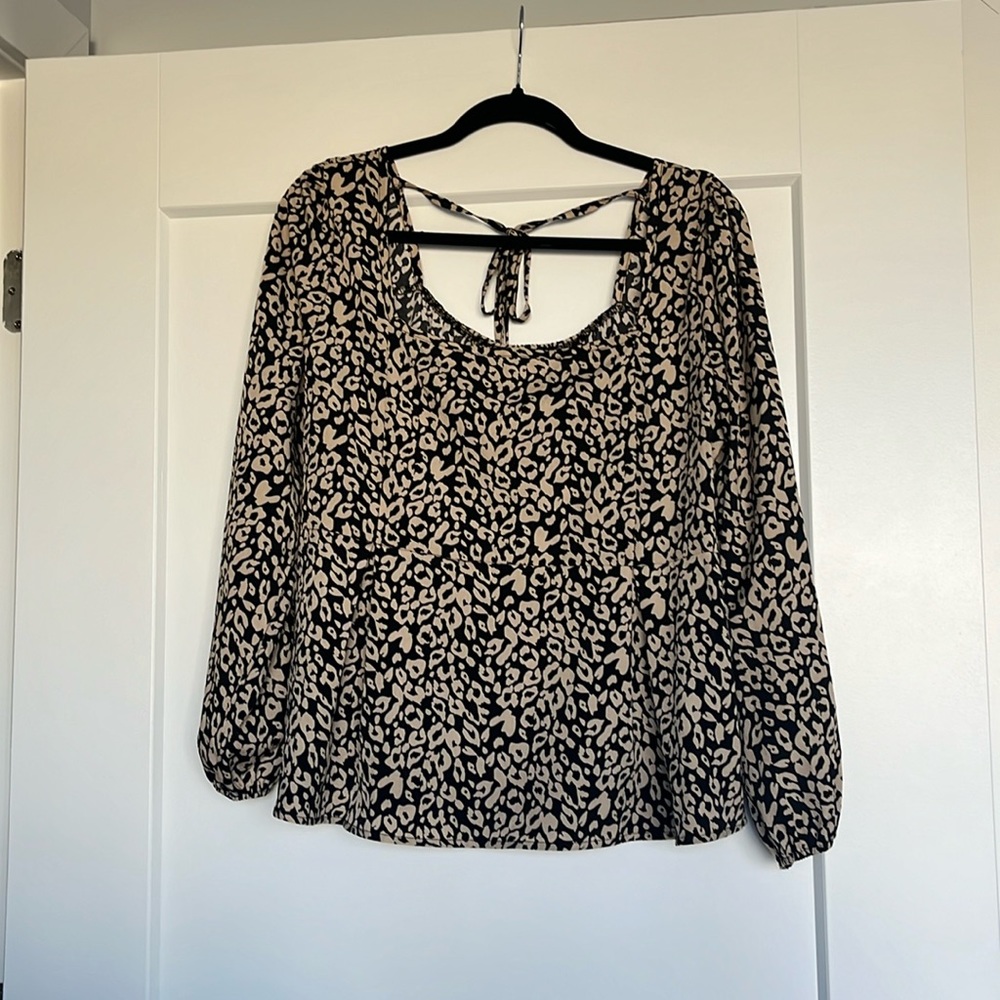 Animal print top never worn